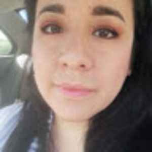 Meet your Posher, Alejandra